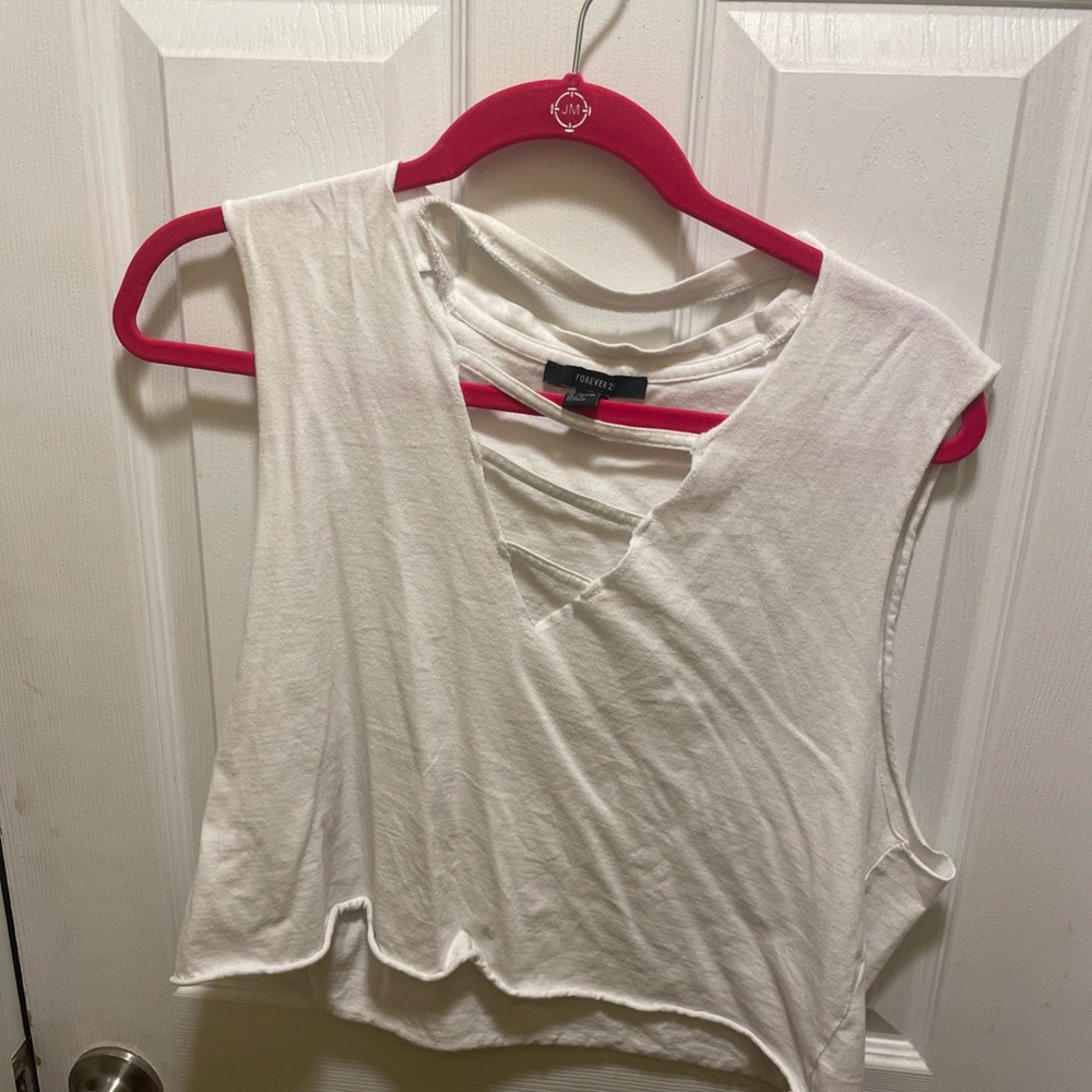 Forever 21 Women’s White Cutout Muscle Tank - Large